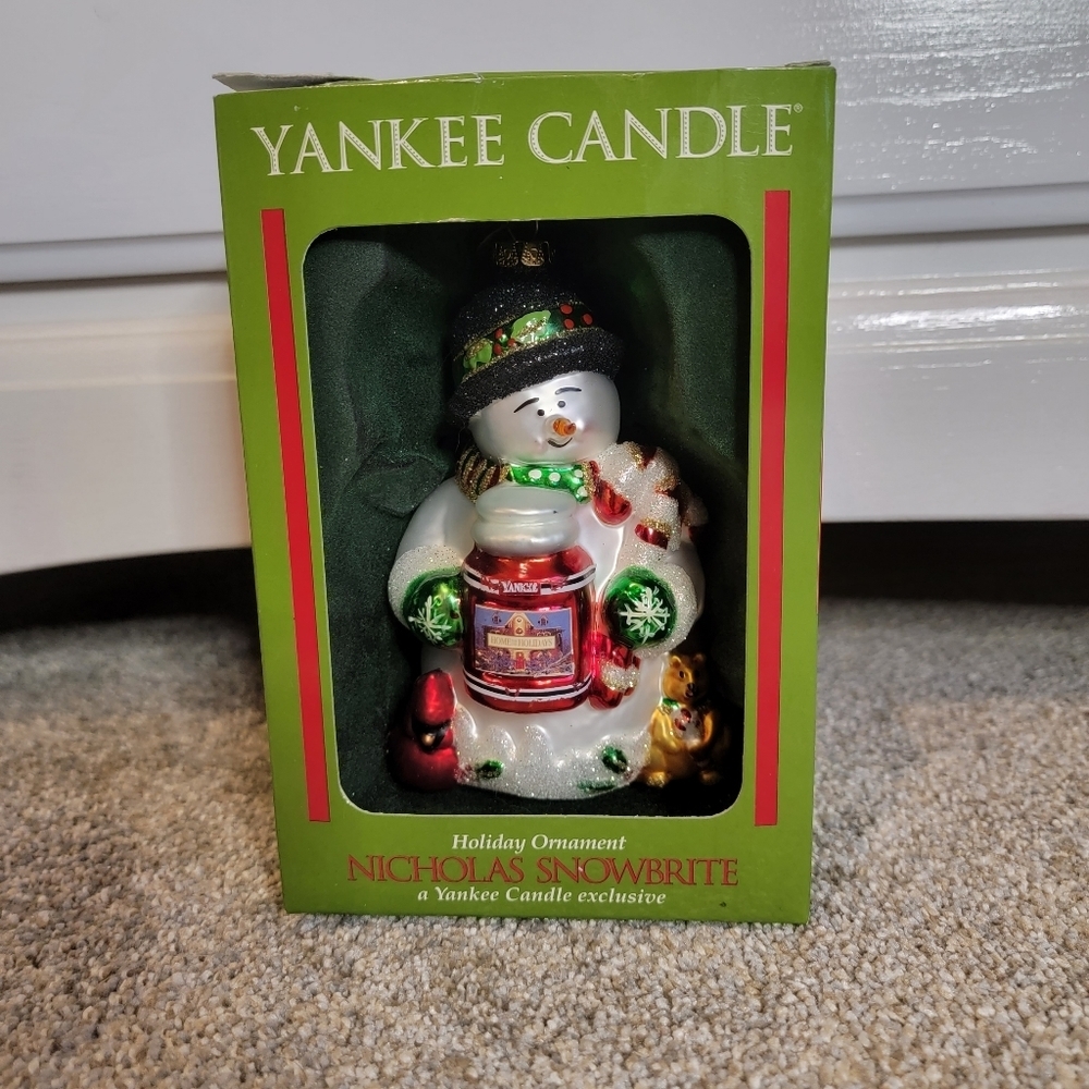 Yankee Candle Nicholas Snowbrite Snowman Christmas Ornament Glass.